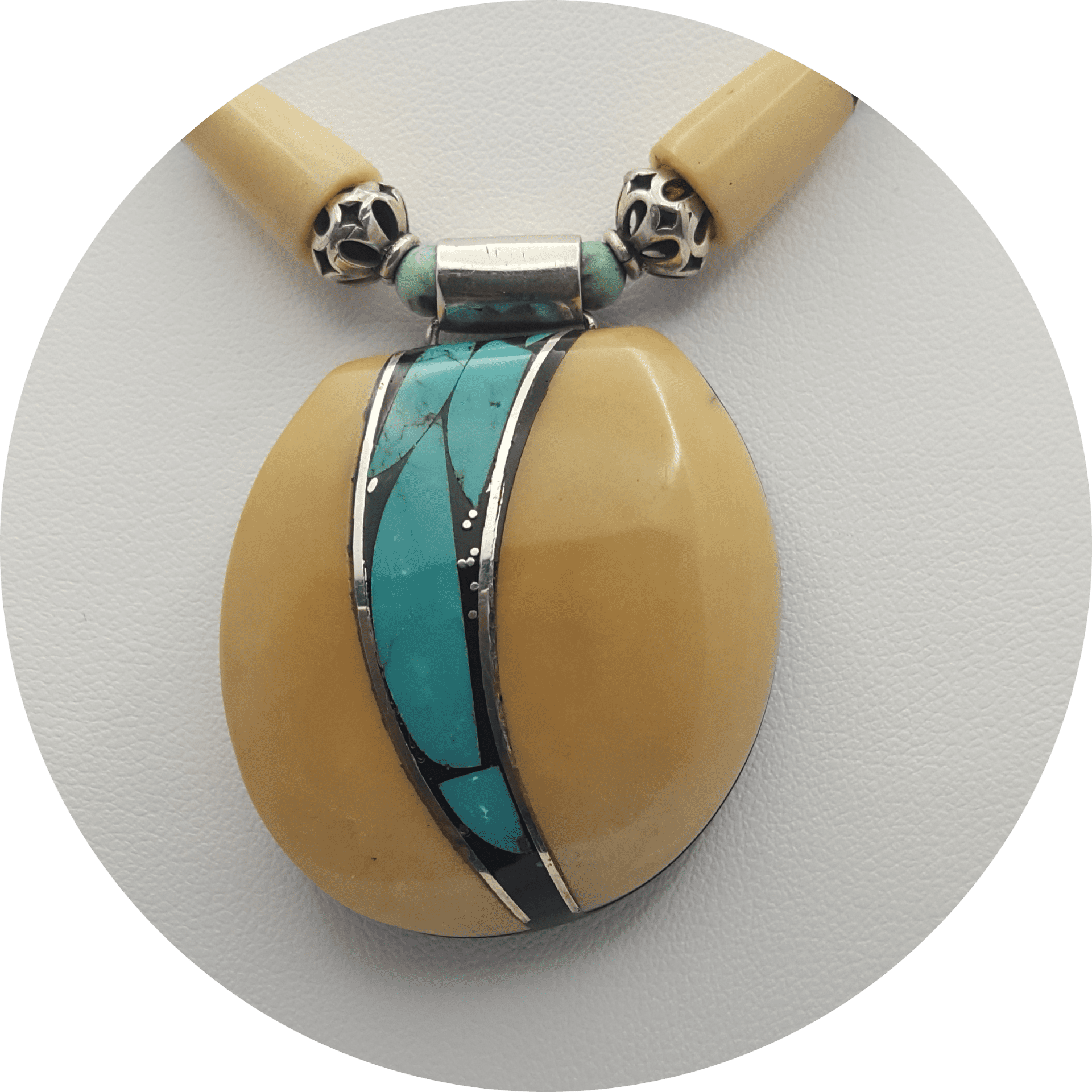 commier médaillon corozo turquoise