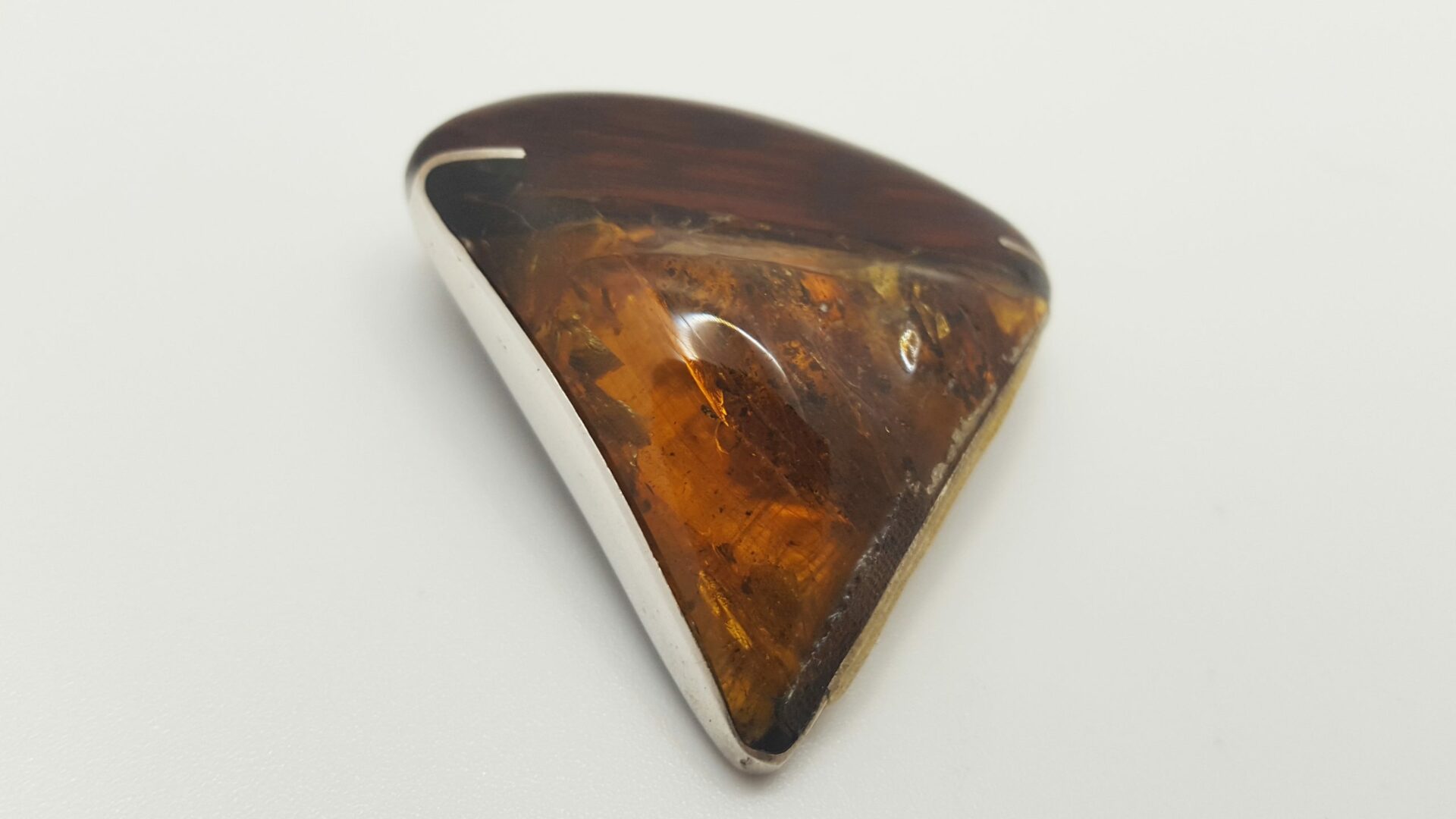 broche amourette ambre